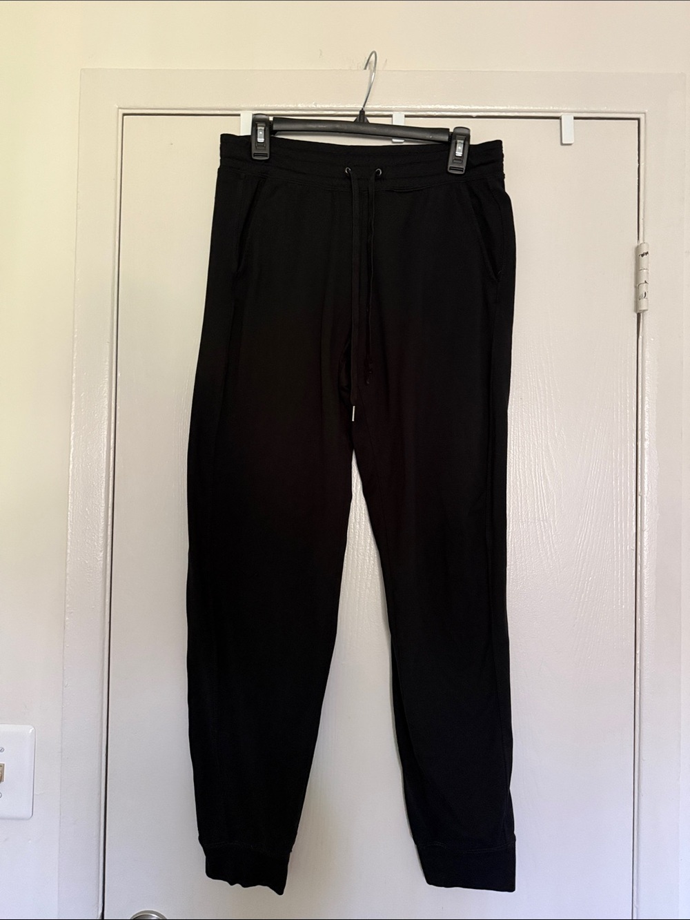 American Eagle Outfitters Black Men's Joggers - Slim Casual Fit